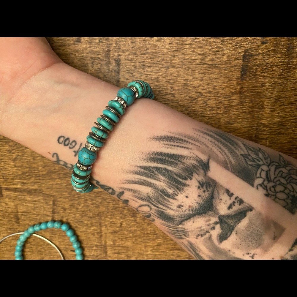 Turquoise bracelets - Picture 2 of 4
